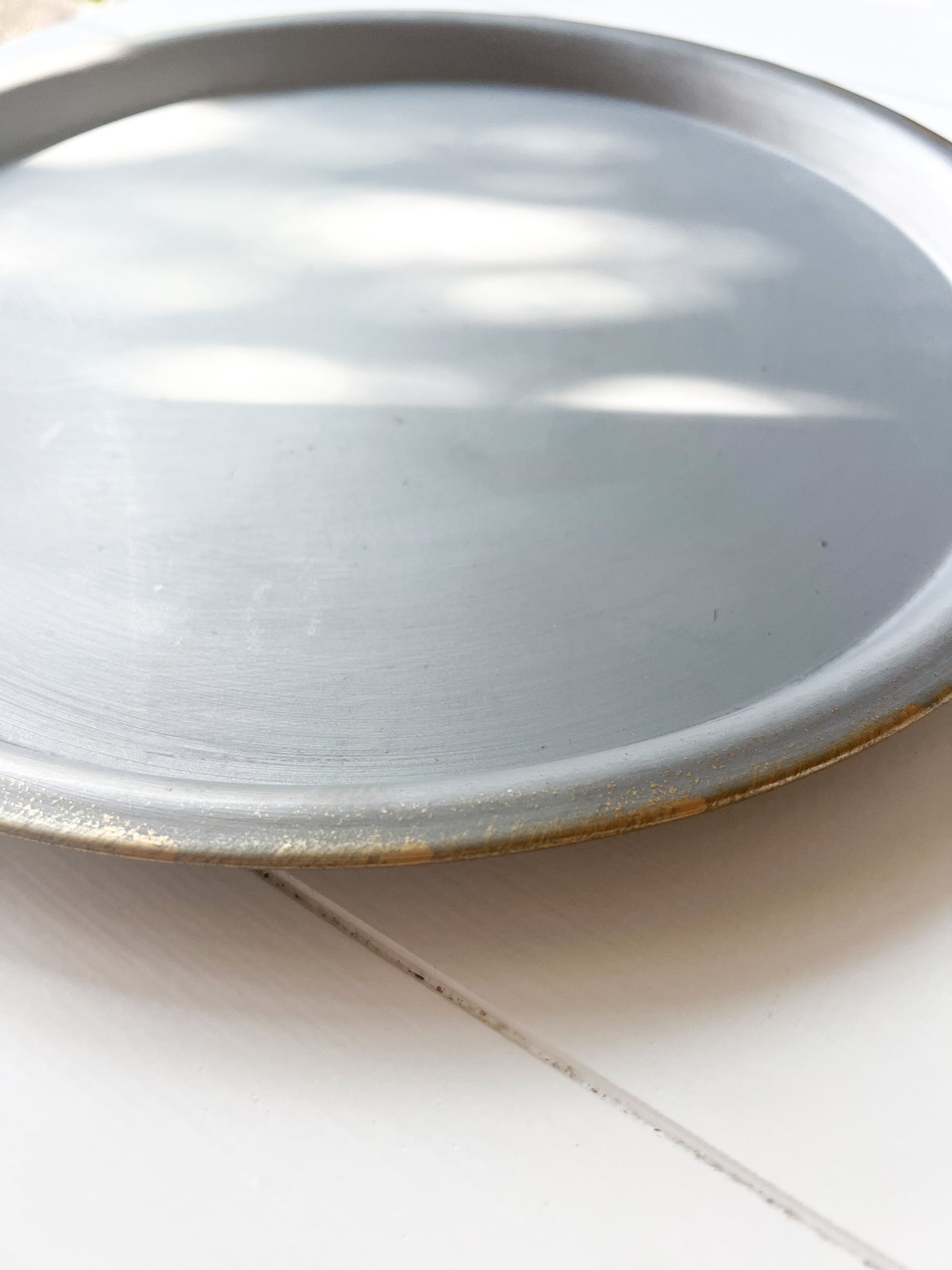 Round Serving Tray