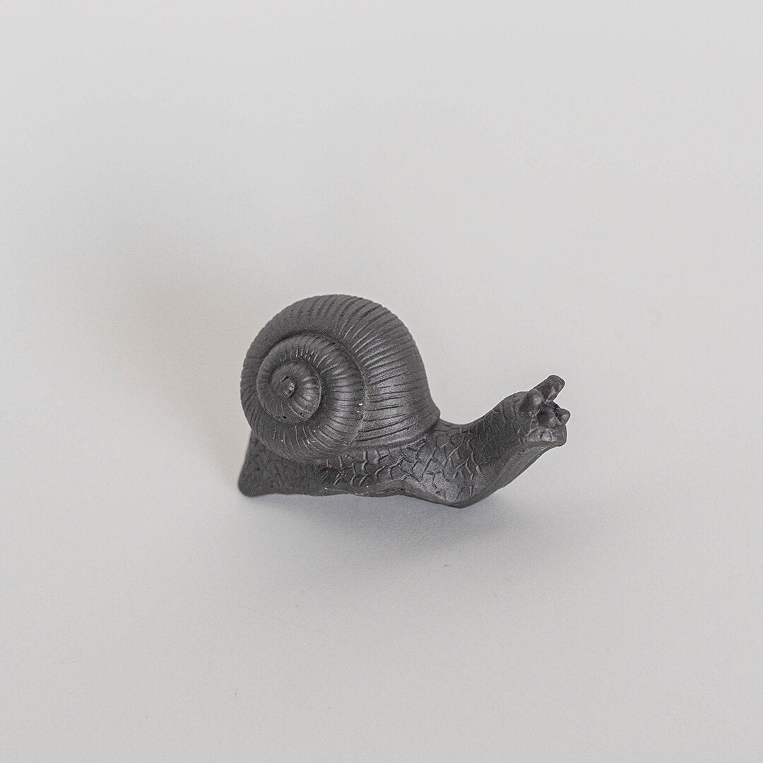 Black Snail Flower Pot Decoration - Small