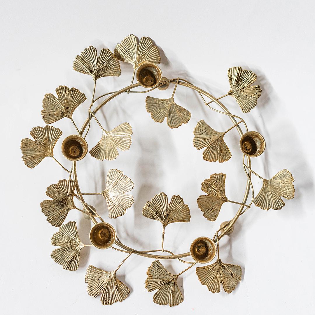 Golden Wreath Candleholder