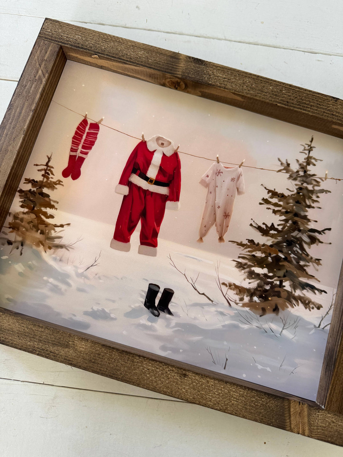 Santa's laundry print: Dark Walnut / 11x9