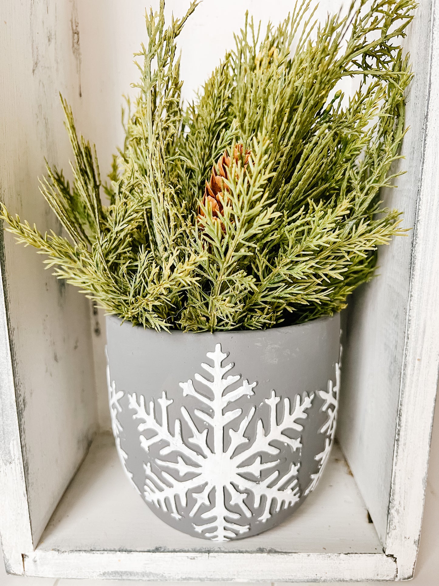 Snowflake Pot