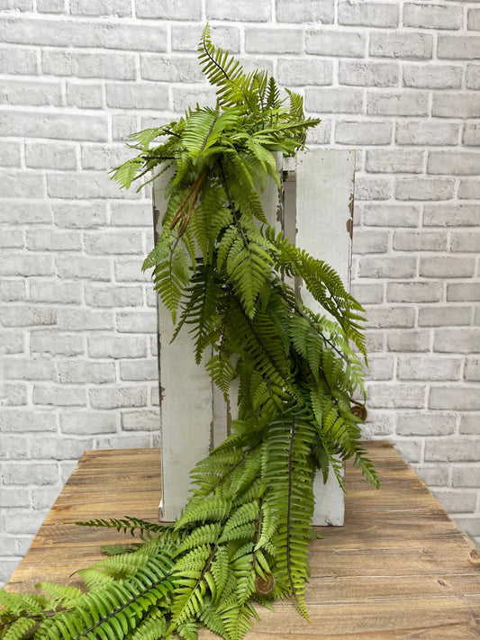 Fresh Touch Lacy Fern Garland 60”