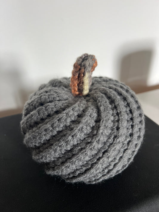 Crocheted Pumpkin - Grey - Med