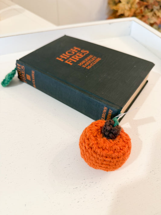 Crocheted Pumpkin Bookmark