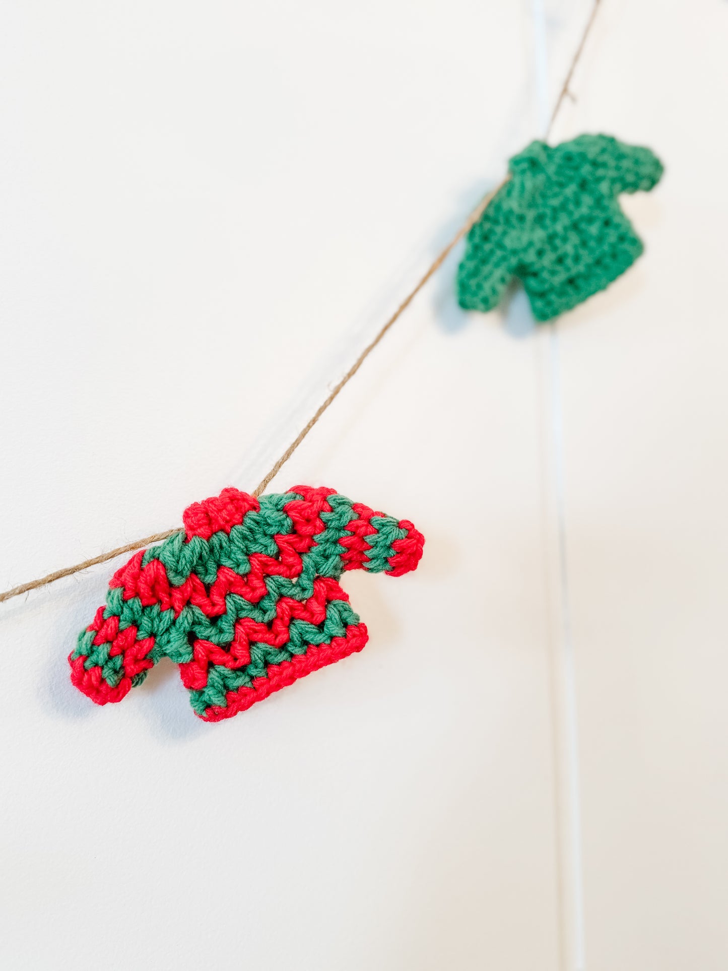 Crocheted Sweater Garland - Red