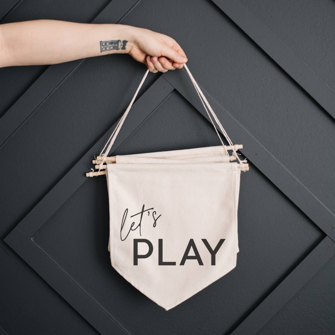 let's play Canvas Banner